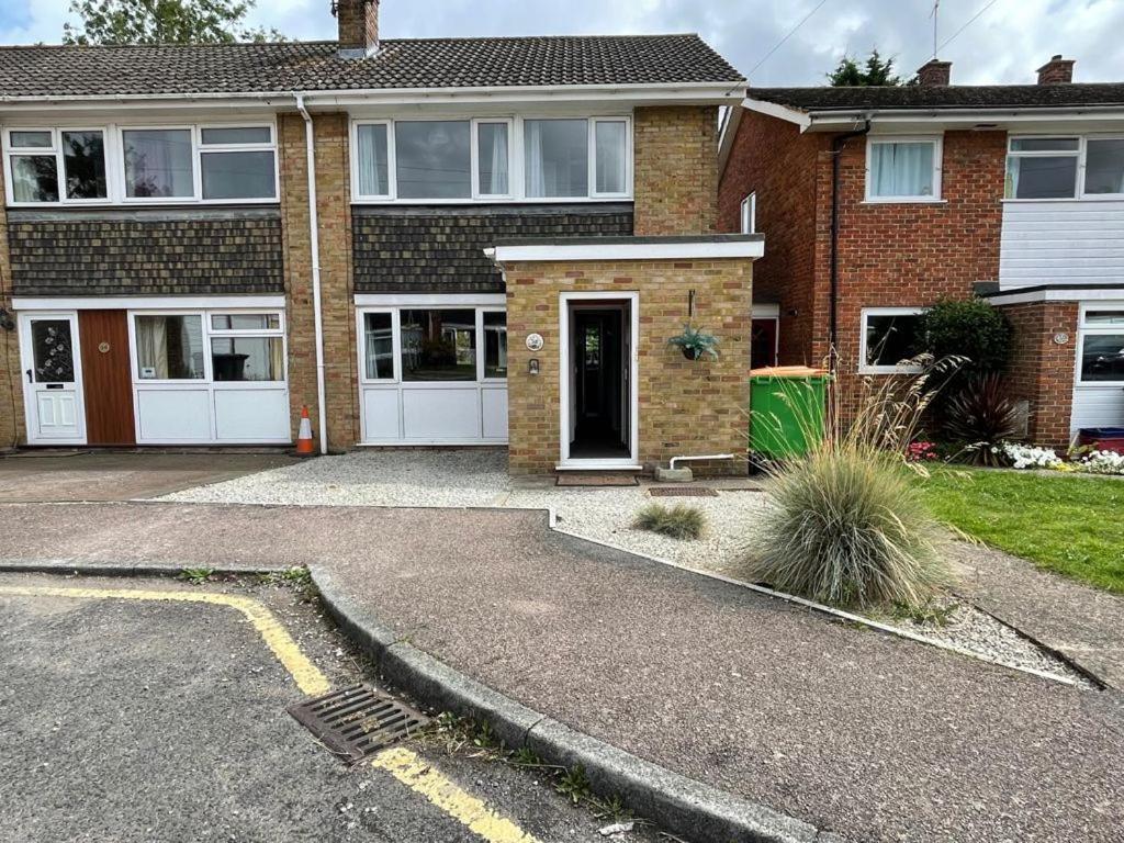 Perfect For Contractors - Canterbury - Free Parking - Ultra Wifi Exteriér fotografie