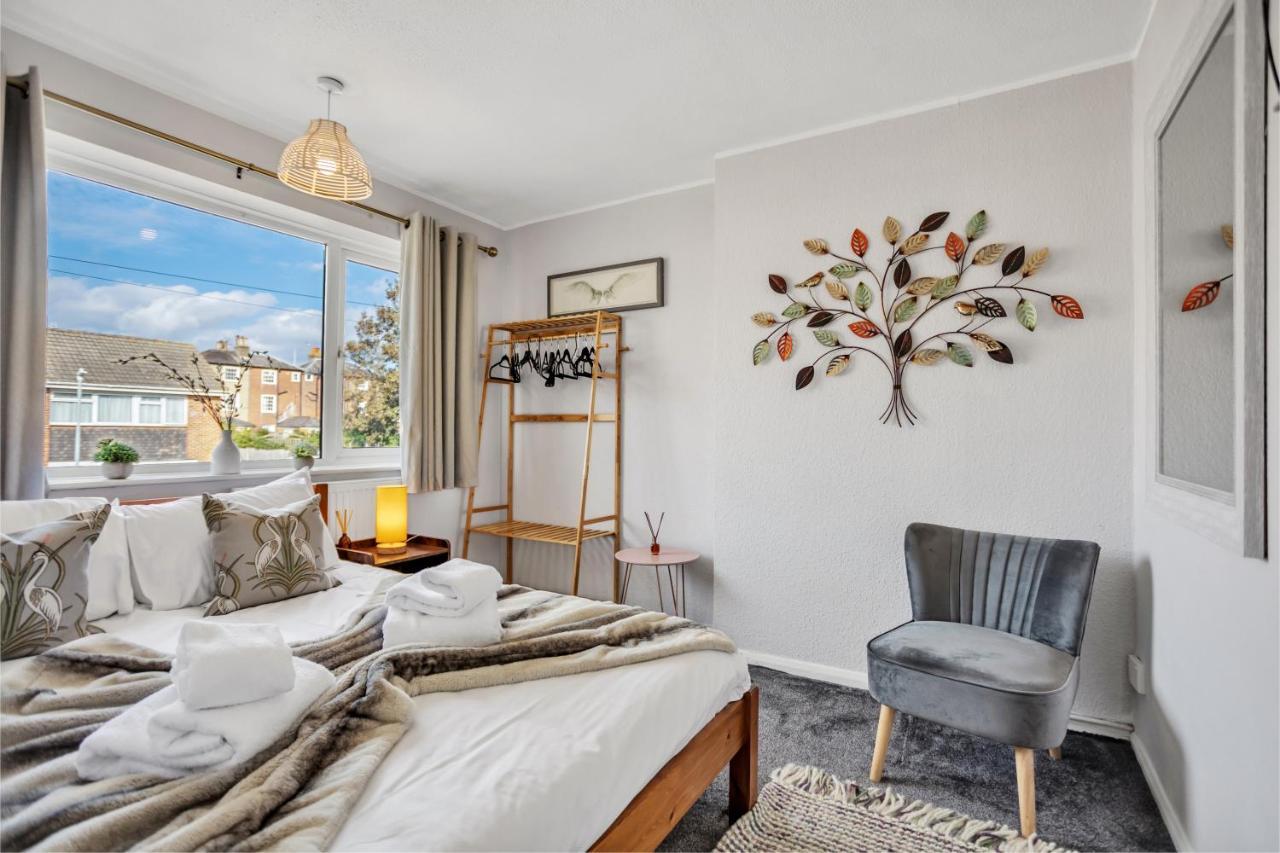 Perfect For Contractors - Canterbury - Free Parking - Ultra Wifi Exteriér fotografie