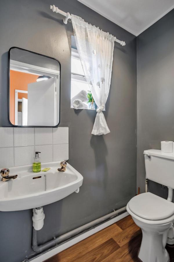 Perfect For Contractors - Canterbury - Free Parking - Ultra Wifi Exteriér fotografie