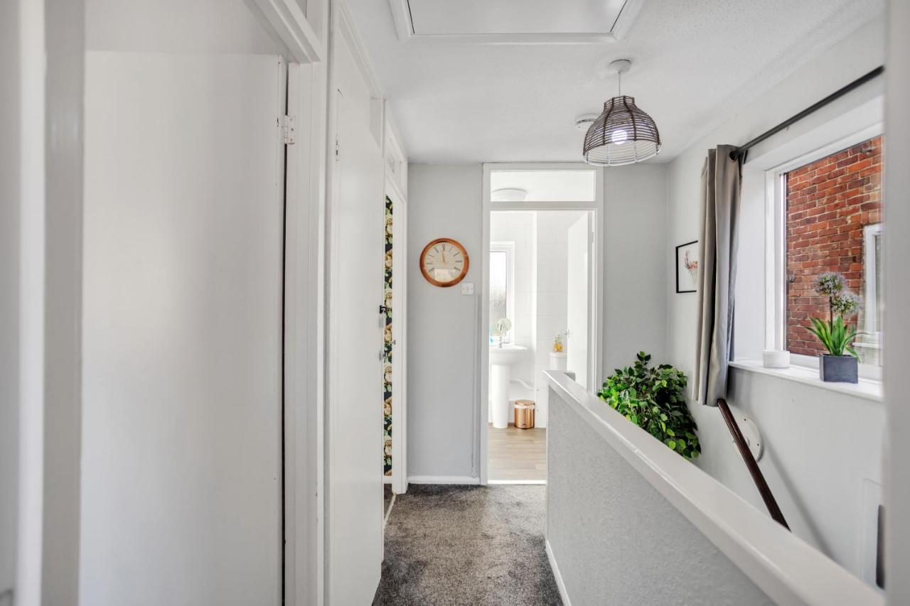 Perfect For Contractors - Canterbury - Free Parking - Ultra Wifi Exteriér fotografie