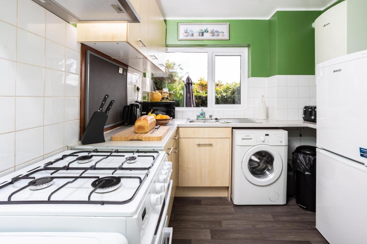 Perfect For Contractors - Canterbury - Free Parking - Ultra Wifi Exteriér fotografie
